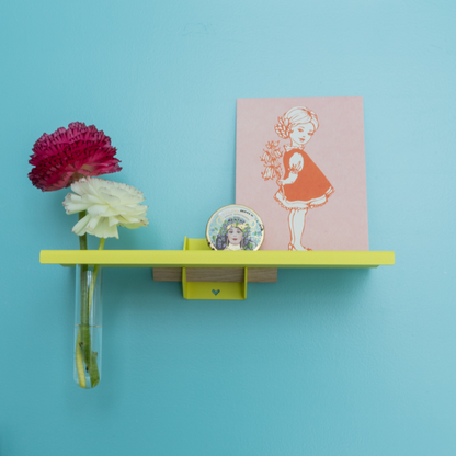 SWEET FLOWER SHELF